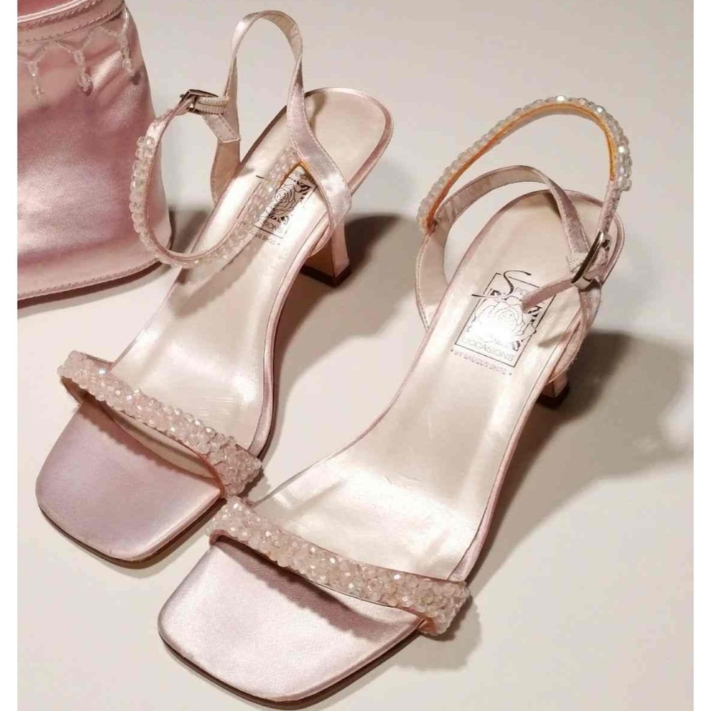 SALE!! Soft Pink Bridal Sandals Shoes Crystals 7